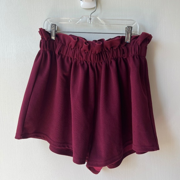 Maroon Flowy Shorts, Size M - Picture 1 of 4